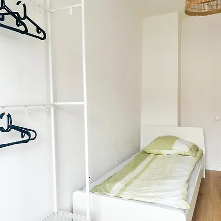Moeblierte Monteurwohnung Bei Leipzig *