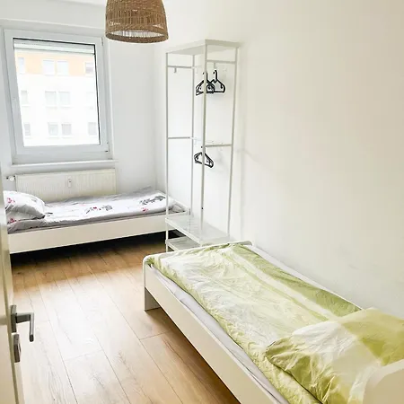 Moeblierte Monteurwohnung Bei Leipzig Daire *