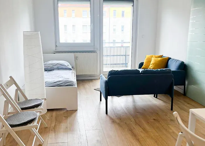 Moeblierte Monteurwohnung Bei Leipzig شقة *