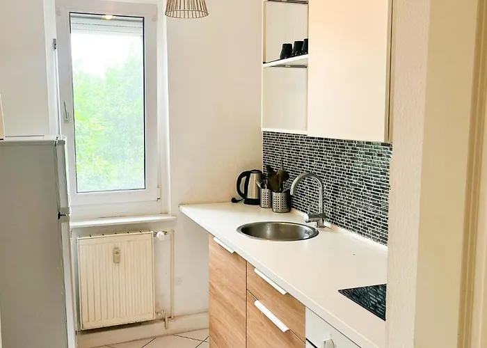 Moeblierte Monteurwohnung Bei Leipzig شقة