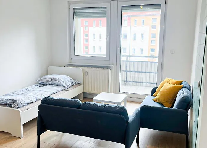 Moeblierte Monteurwohnung Bei Leipzig شقة *